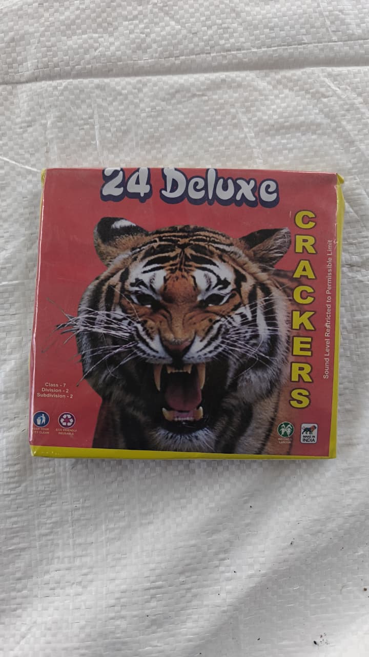 24 DELUXE
